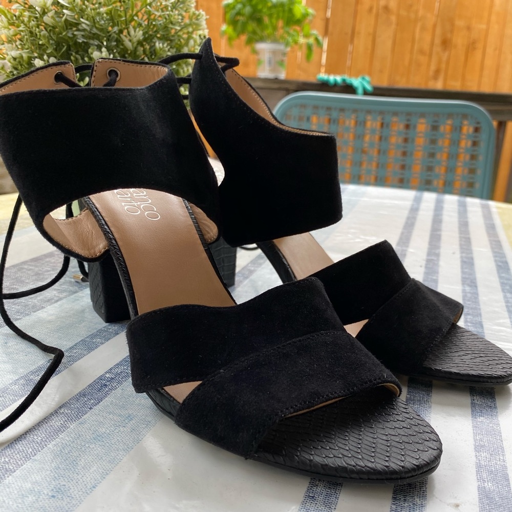 ✨Franco Sarto black heels size 9✨